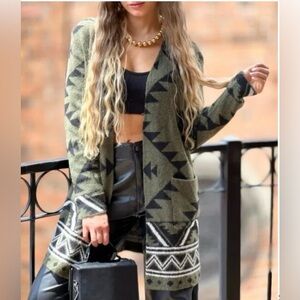 Frye Cardigan Southwestern Aztec Green and Black Soft Versatile Stylish